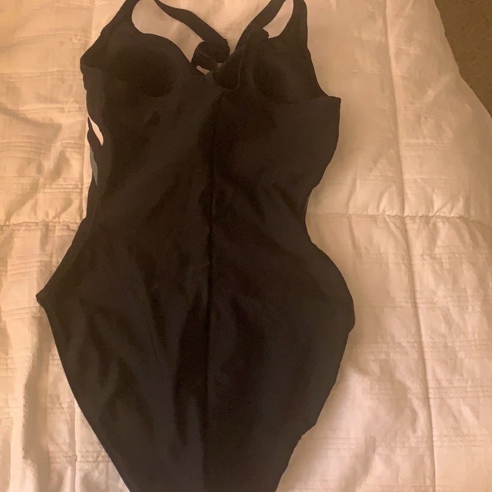 PROFESSIONAL SWIMSUIT - Picture 5 of 5